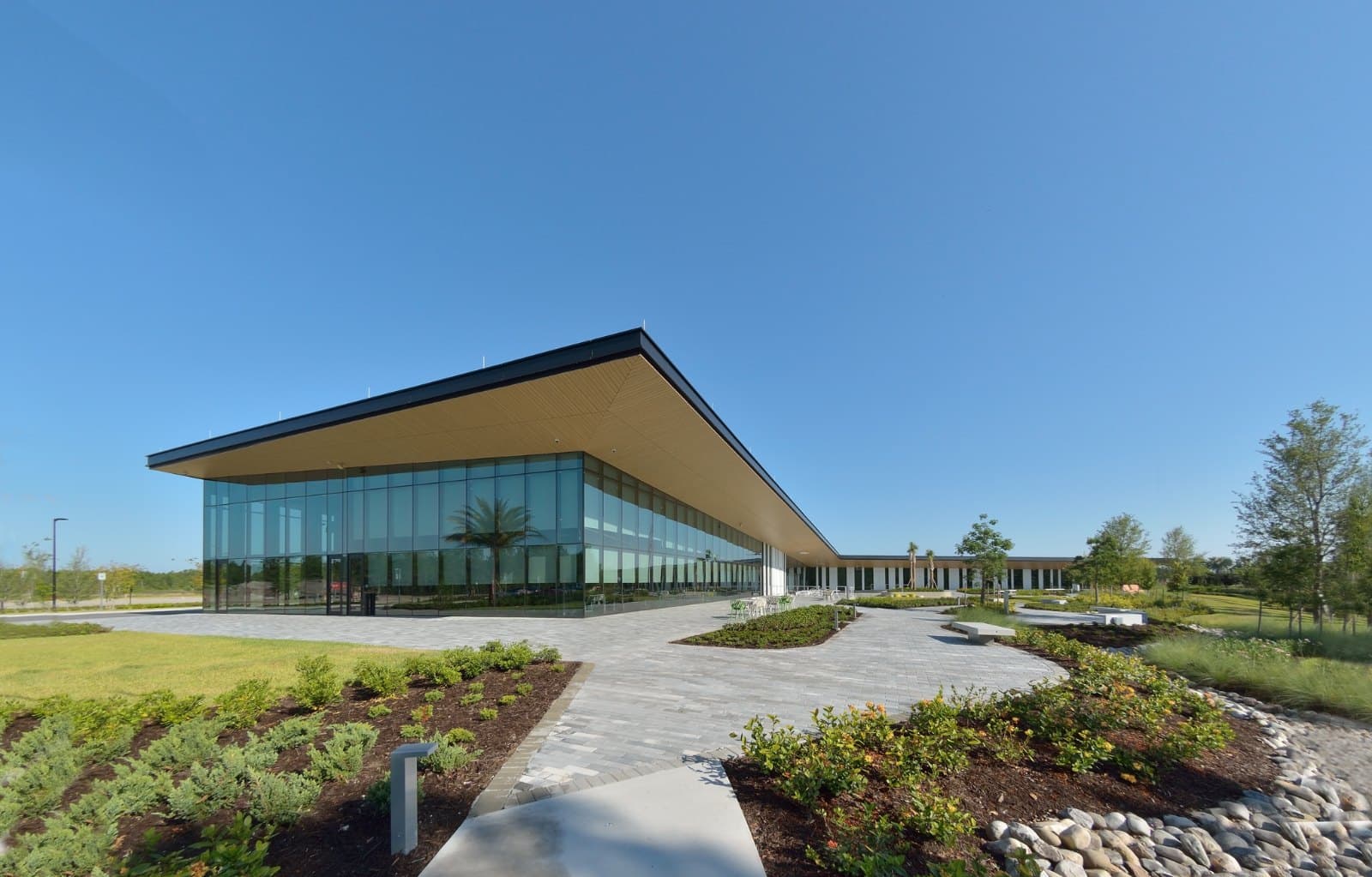 Johnson & Johnson HPI — south elevation and approach, Lake Nona